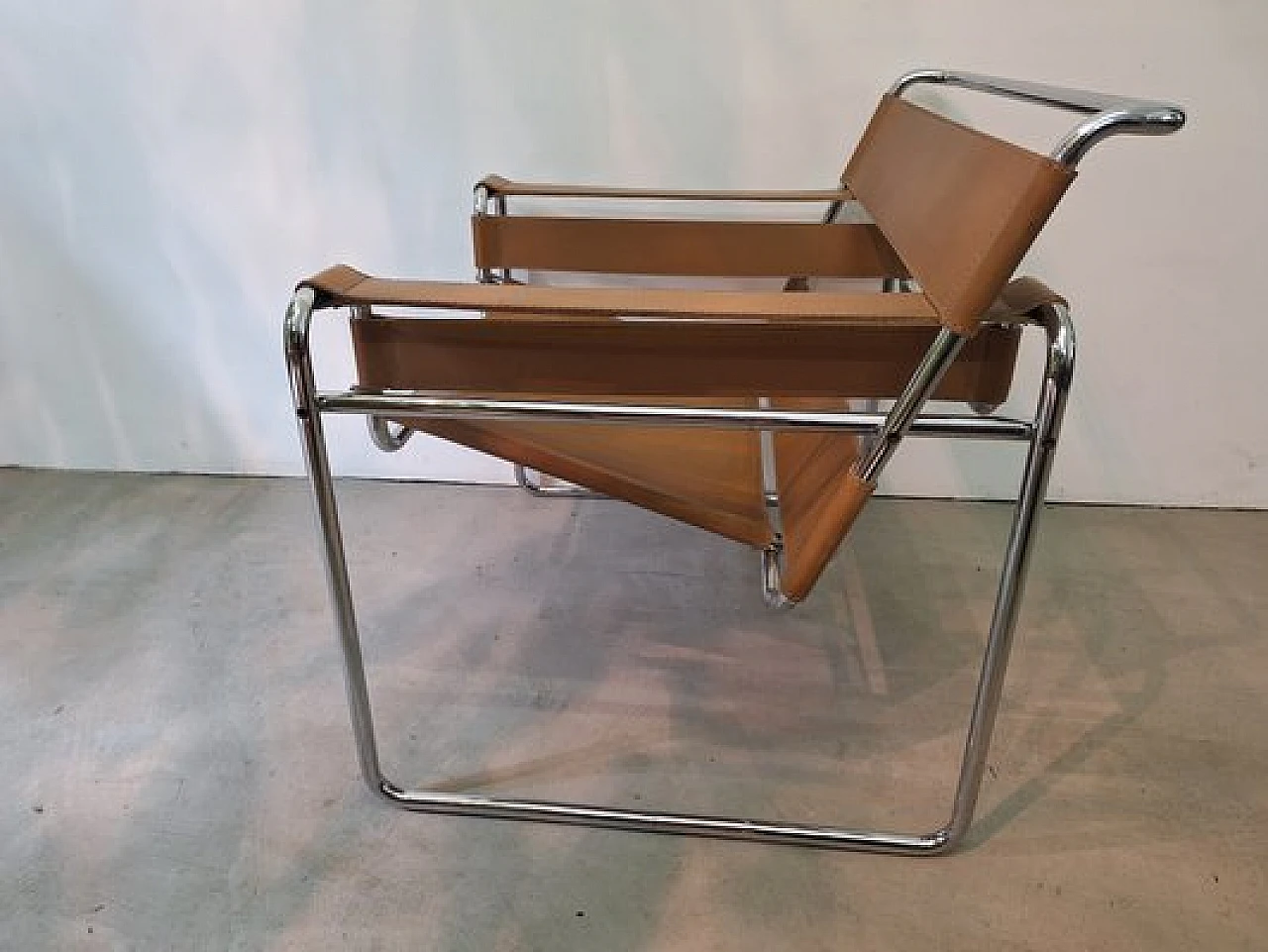 Armchair Wassilly in leather & iron by M. Breuer for Gavina, 1970s 3