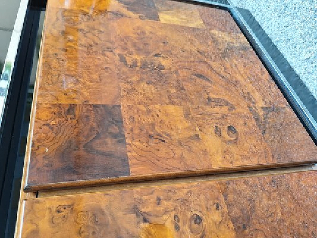 Credenza laccata in radica e metallo di Gorgoni per Turri, anni '60 6