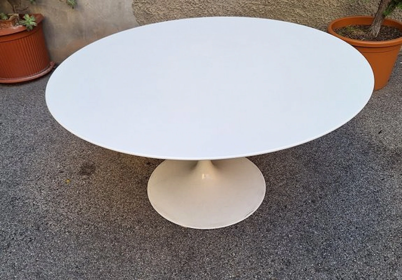 Tulip table by Eero Saarinen for Knoll, 1960s 7