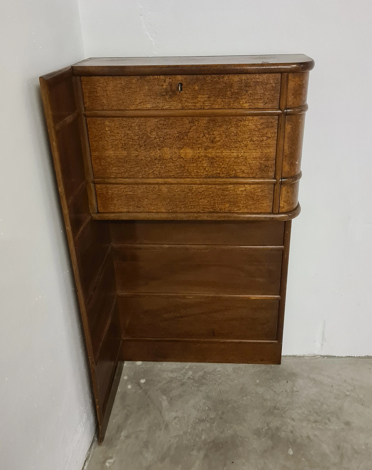 Art Deco briarwood telephone corner cabinet, 1930s 7