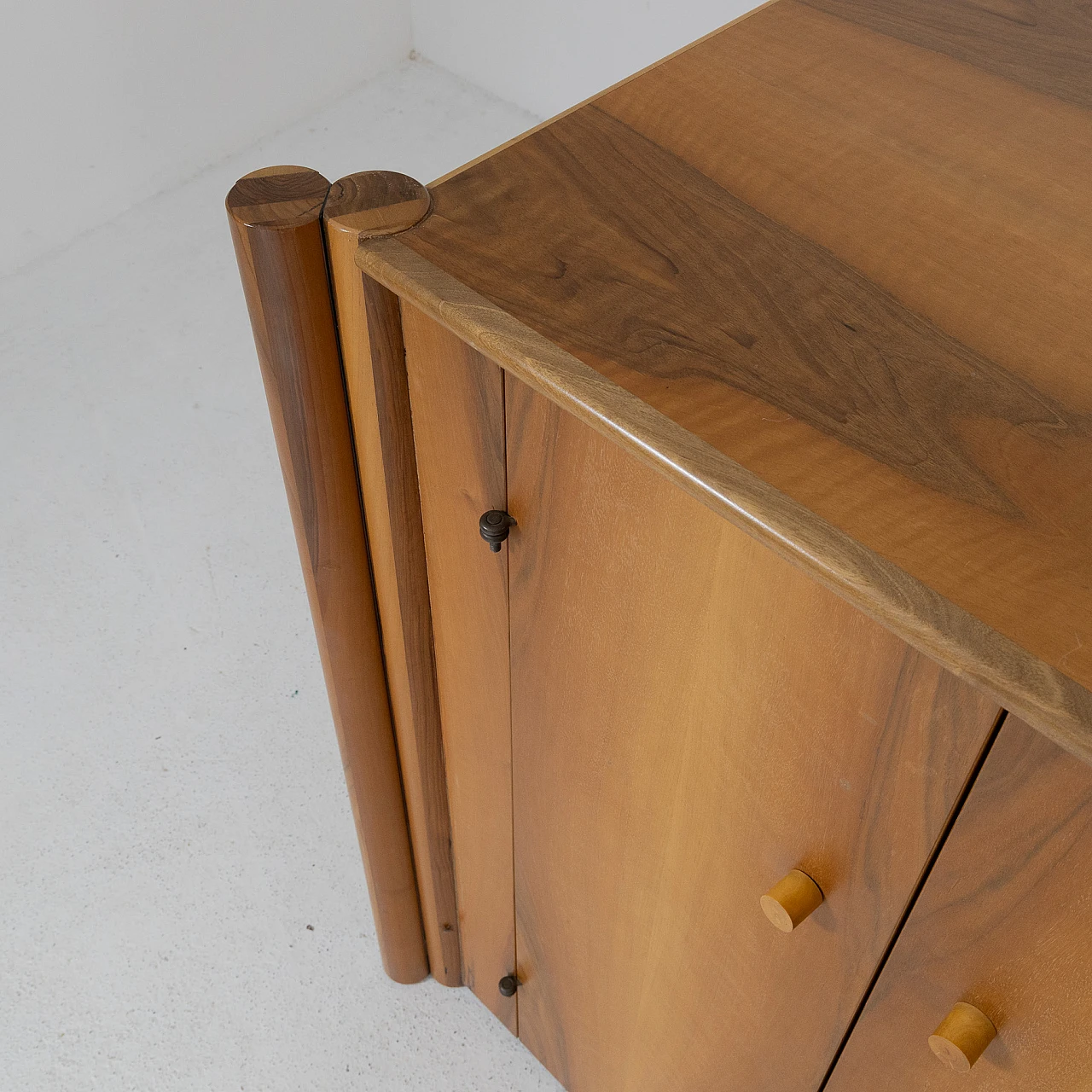 Credenza Scuderia di C. Scarpa per Bernini, anni '70 9