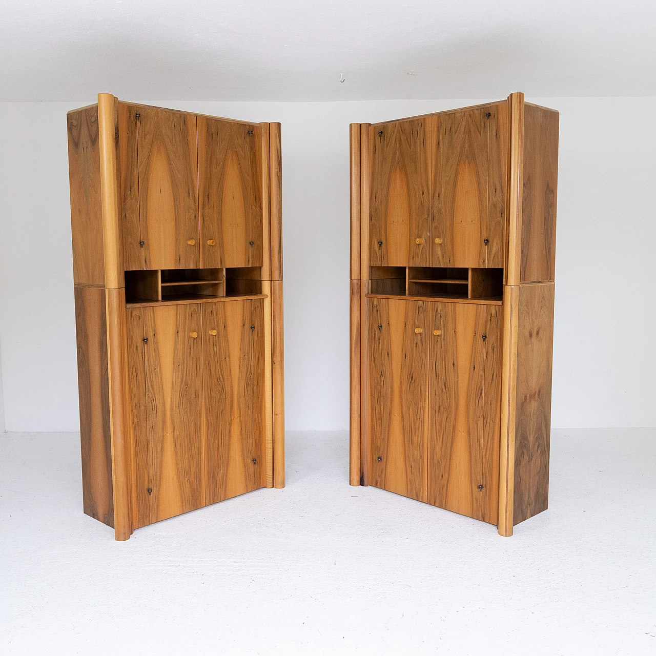 Pair of Scuderia sideboards by Carlo Scarpa for Bernini, 1970s 11