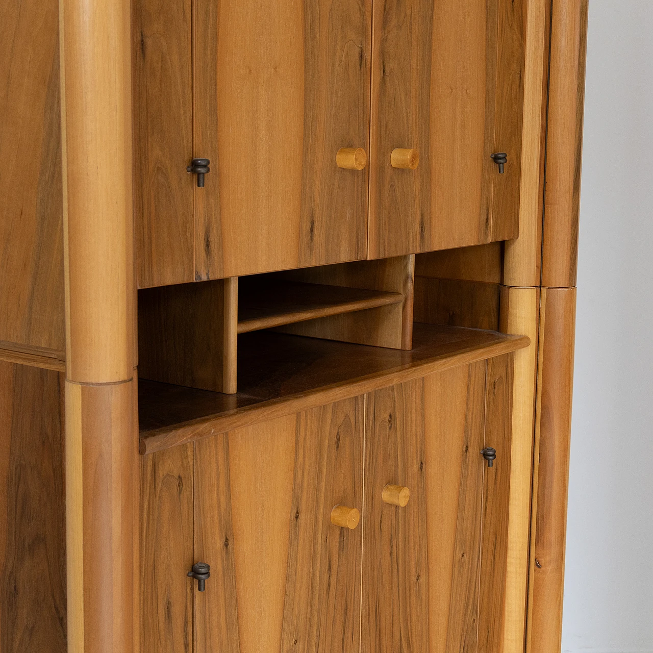 Pair of Scuderia sideboards by Carlo Scarpa for Bernini, 1970s 15