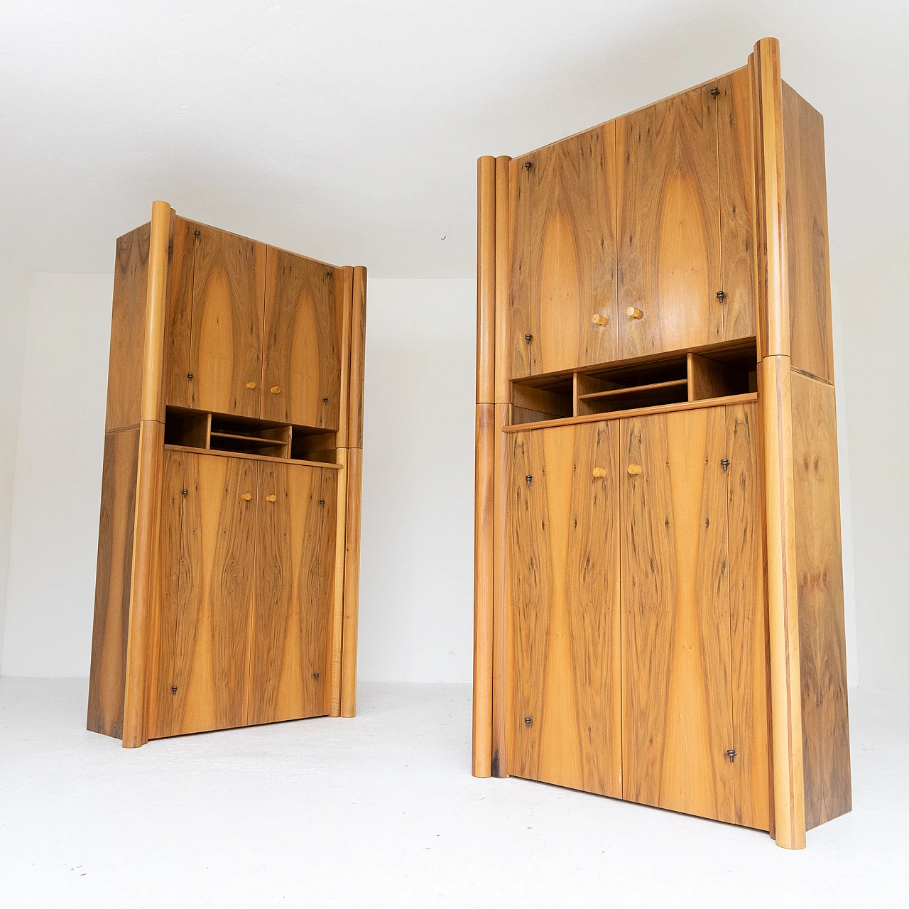 Pair of Scuderia sideboards by Carlo Scarpa for Bernini, 1970s 17