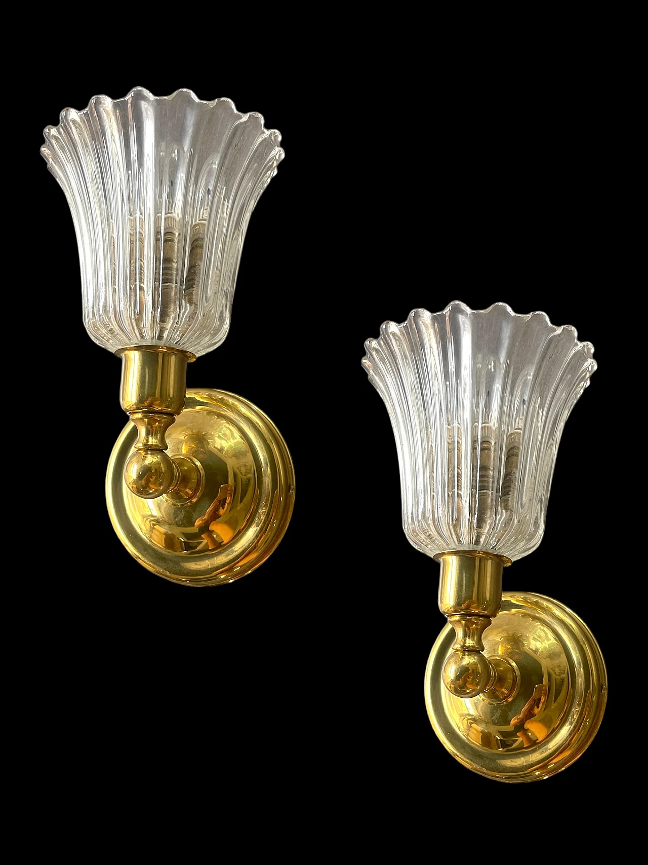 Pair of brass and Murano glass wall lights by Barovier, 1960s 8