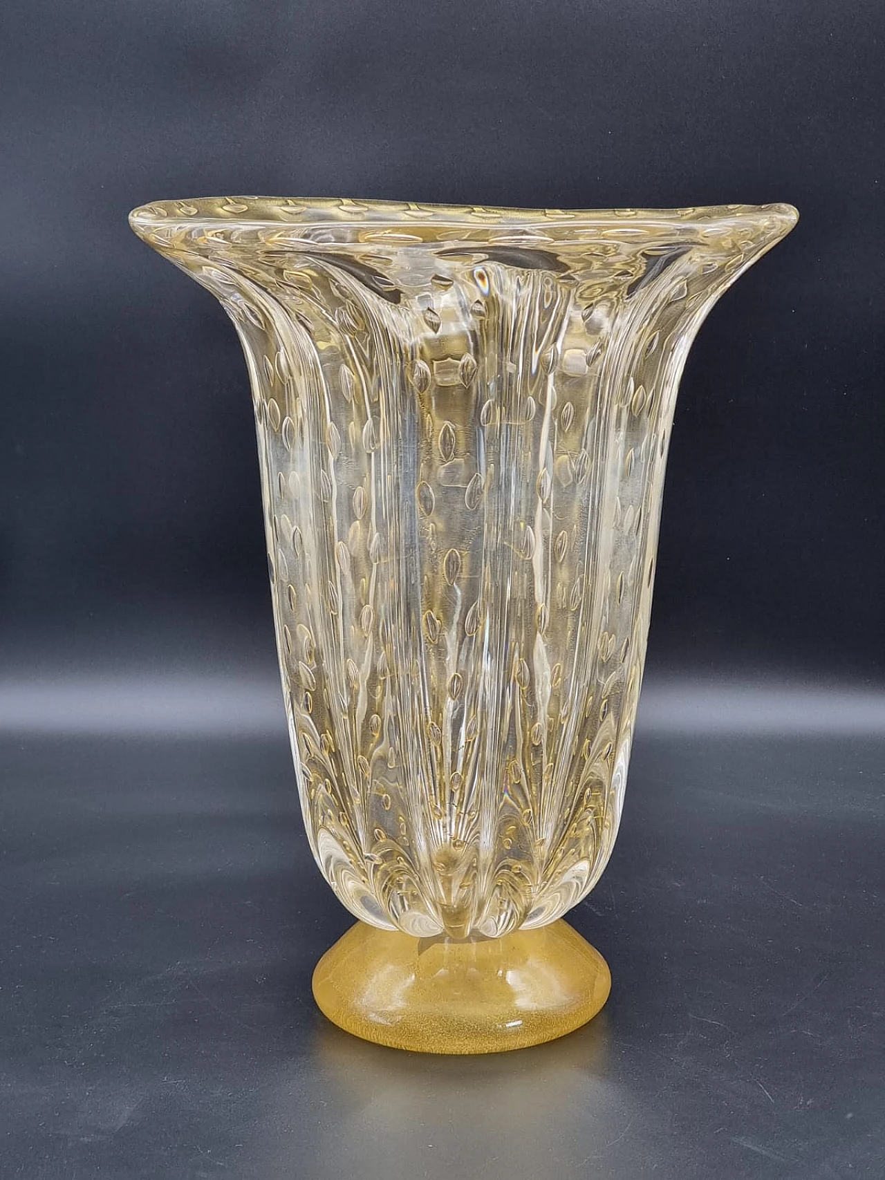 Submerged glass vase with bubble inclusions by Toso, 1960s 2
