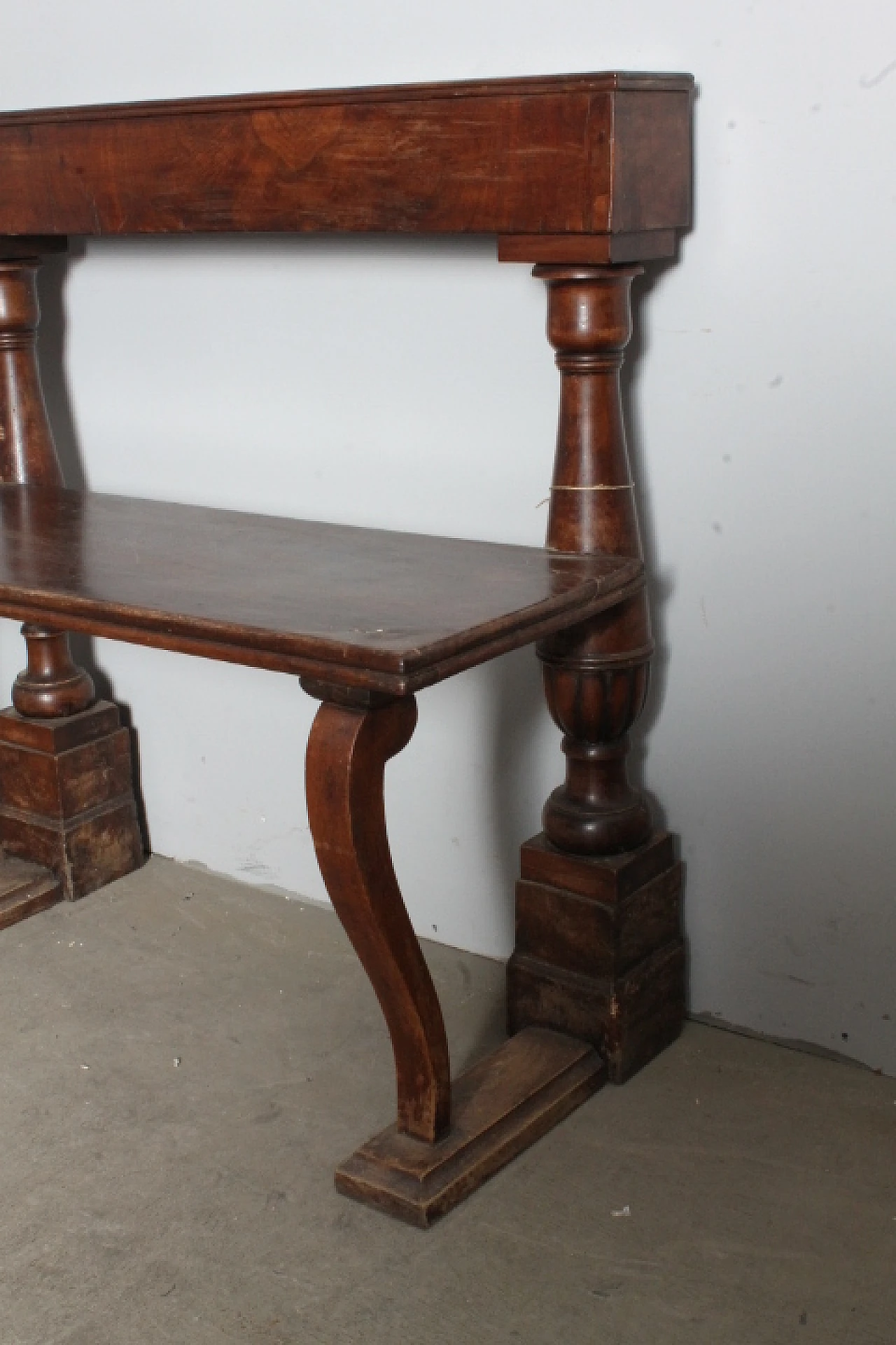 Louis XVI walnut bench, 18th century 6