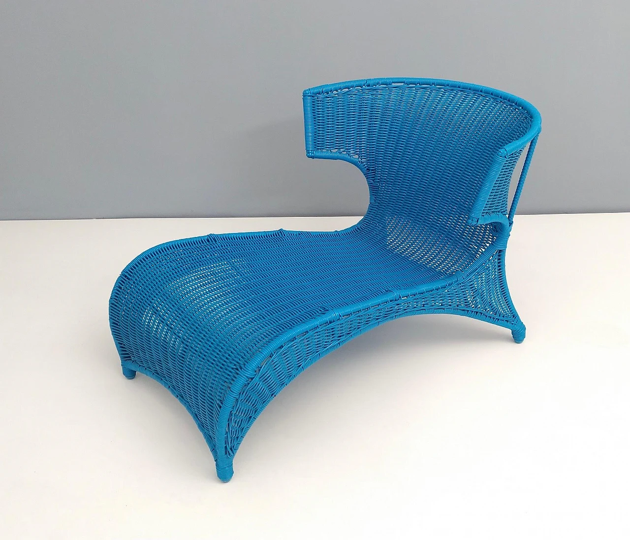 Sedia longue blu cielo di Monika Mudler per Ikea, 2001 4