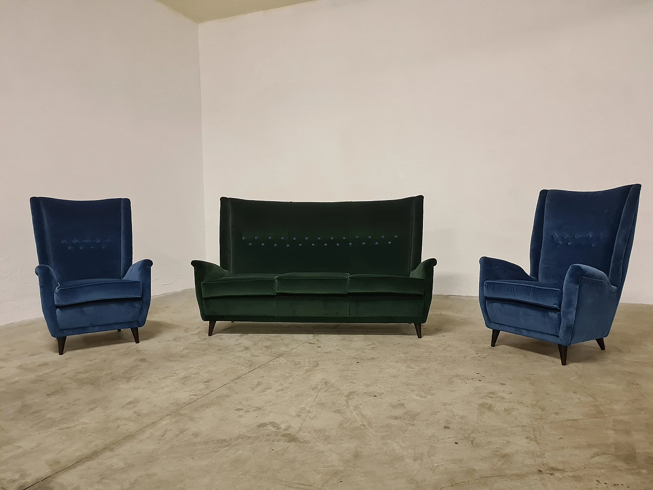 Pair of armchairs and sofa by Gio Ponti for Isa Bergamo, 1950s 1