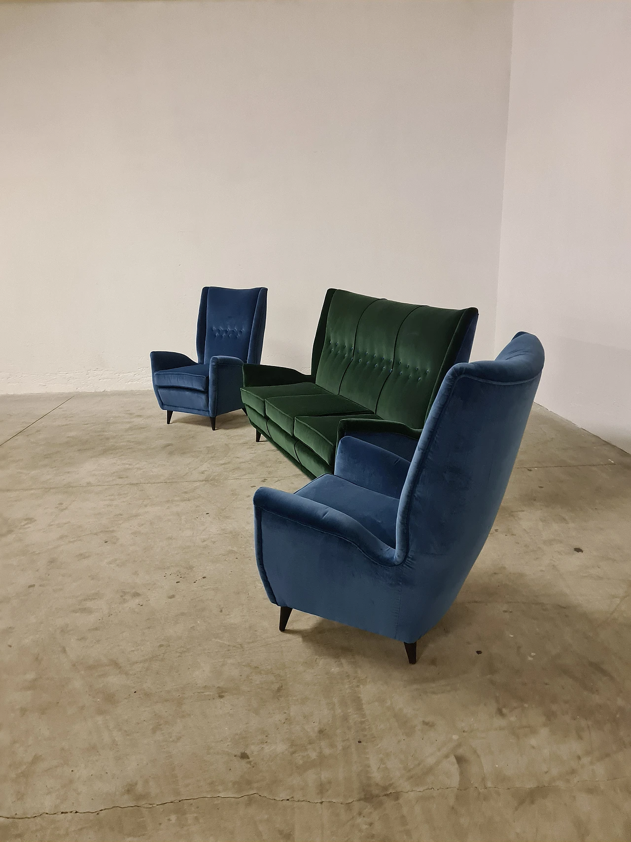 Pair of armchairs and sofa by Gio Ponti for Isa Bergamo, 1950s 2