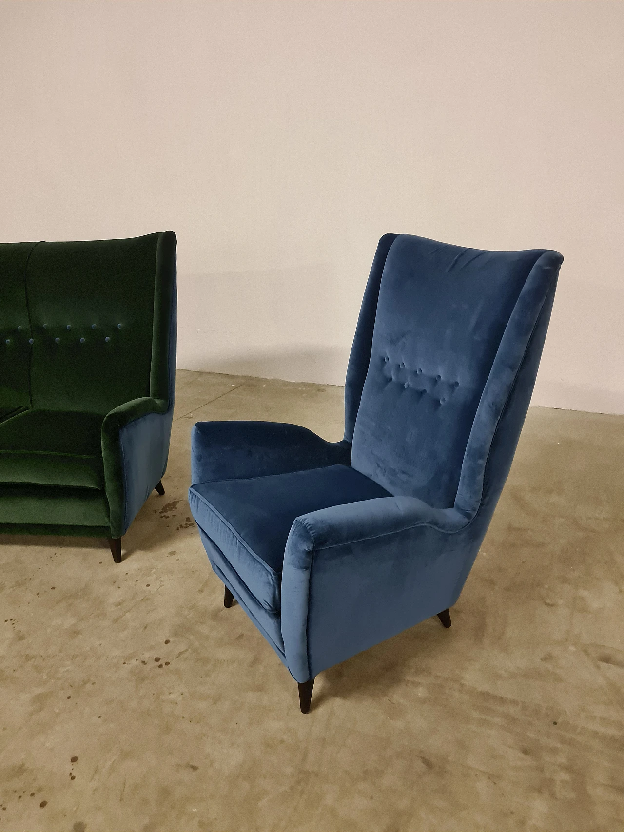 Pair of armchairs and sofa by Gio Ponti for Isa Bergamo, 1950s 5