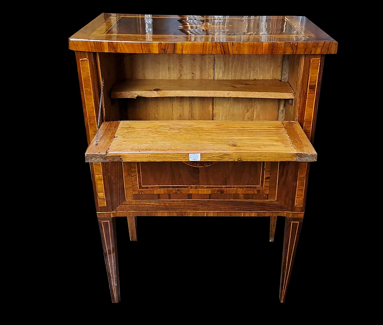 Inlaid bedside table in walnut, boxwood and bois de rose, 18th century 6