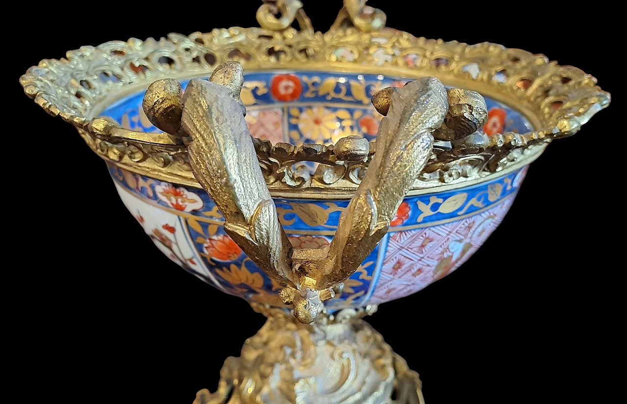 Chinese painted porcelain bowl with bronze mount, 18th century 9
