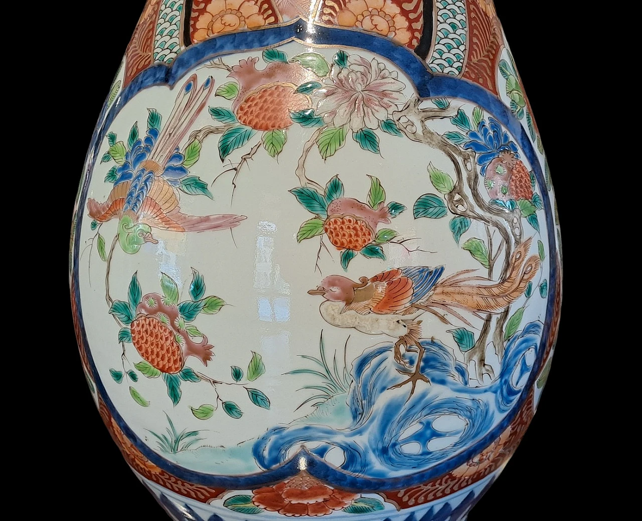 Coppia di vasi Imari in porcellana dipinta, '800 3