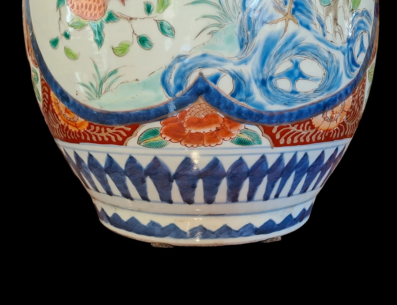 Coppia di vasi Imari in porcellana dipinta, '800 5