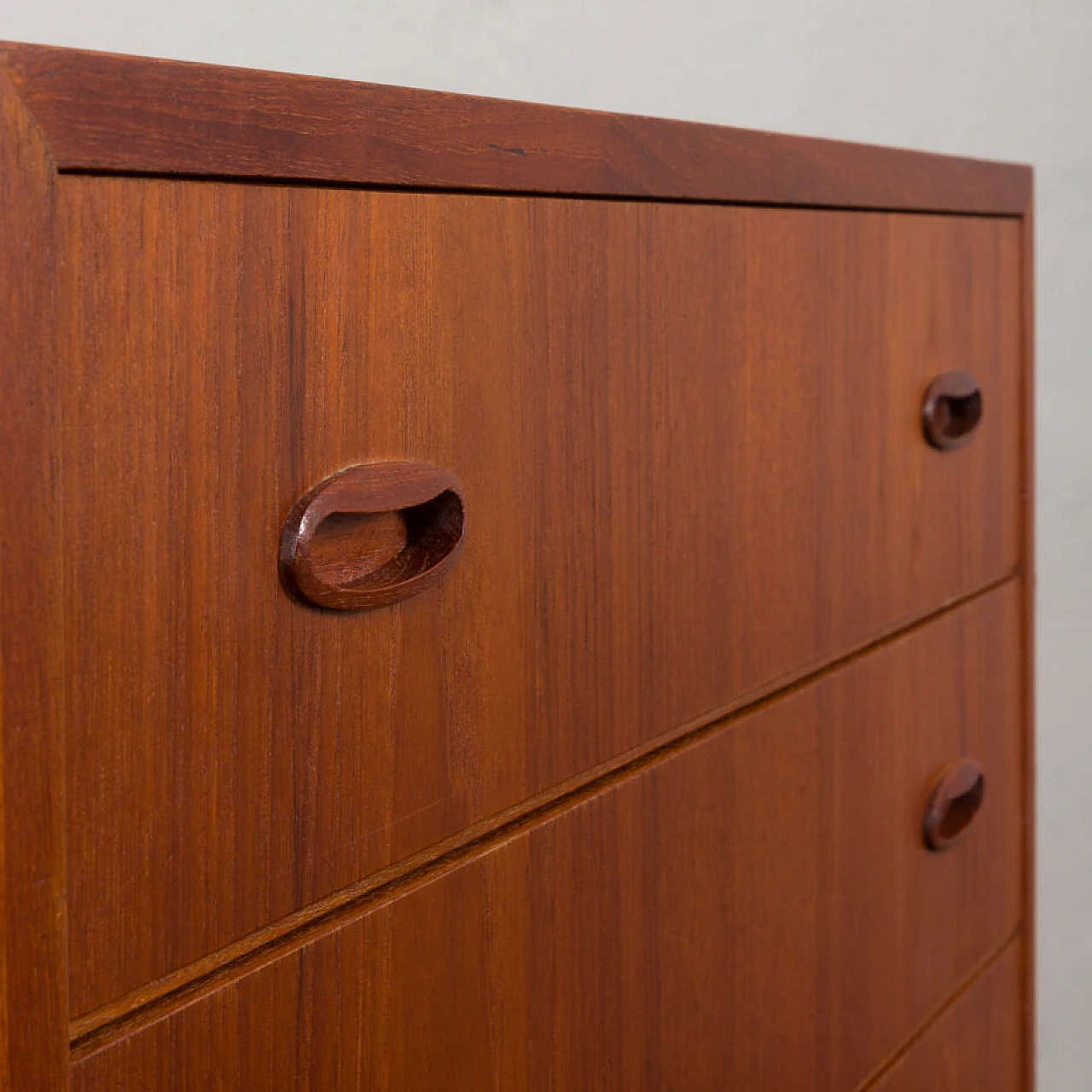 Danish teak dresser with 7 drawers, 1960s 9