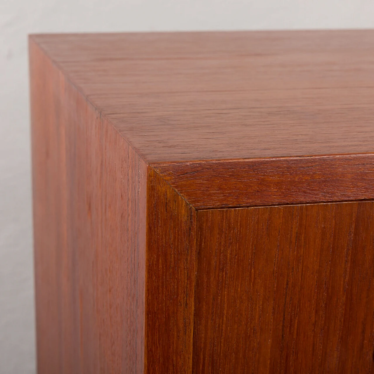 Danish teak dresser with 7 drawers, 1960s 10