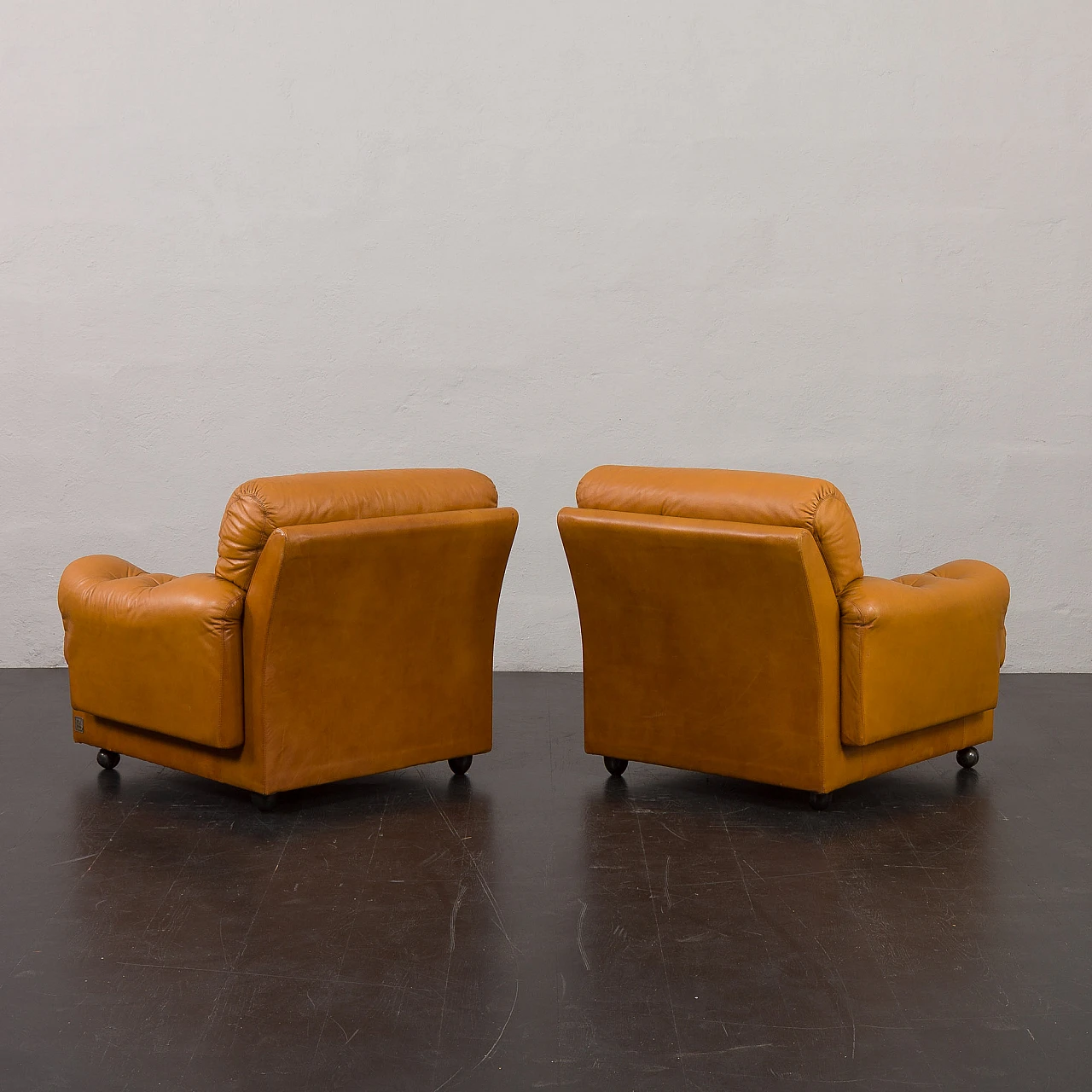 Pair of cognac leather lounge chairs by Busnelli, 1970s 11