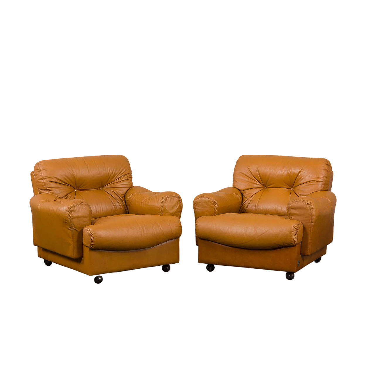 Pair of cognac leather lounge chairs by Busnelli, 1970s 17