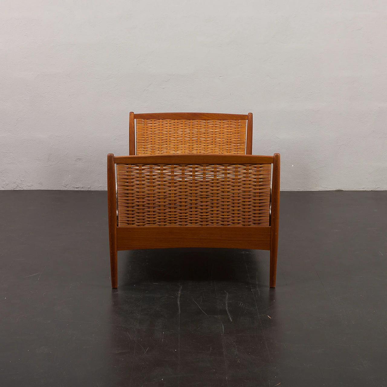 Daybed in teak and rattan attributed to Kai Winding, 1950s 9