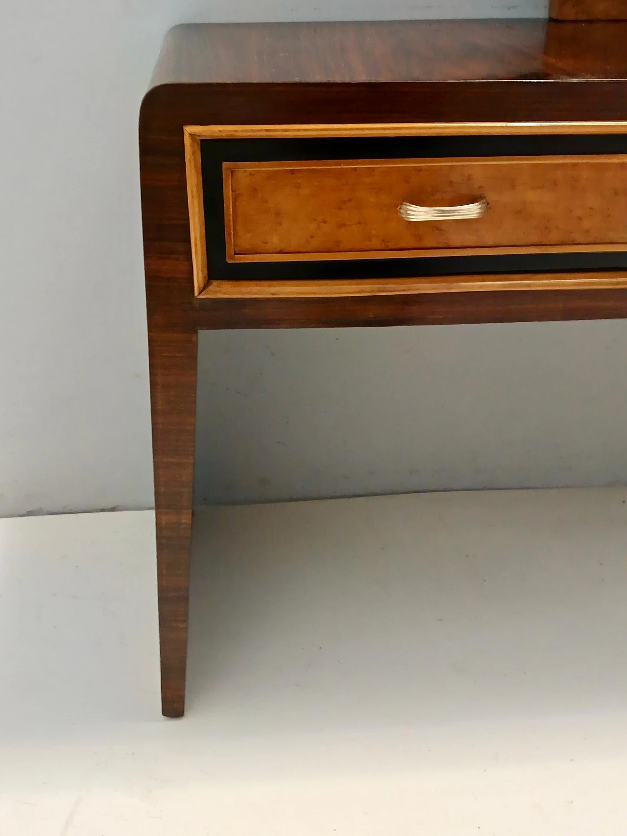Walnut and birch vanity table attributed to Paolo Buffa, 1950s 9