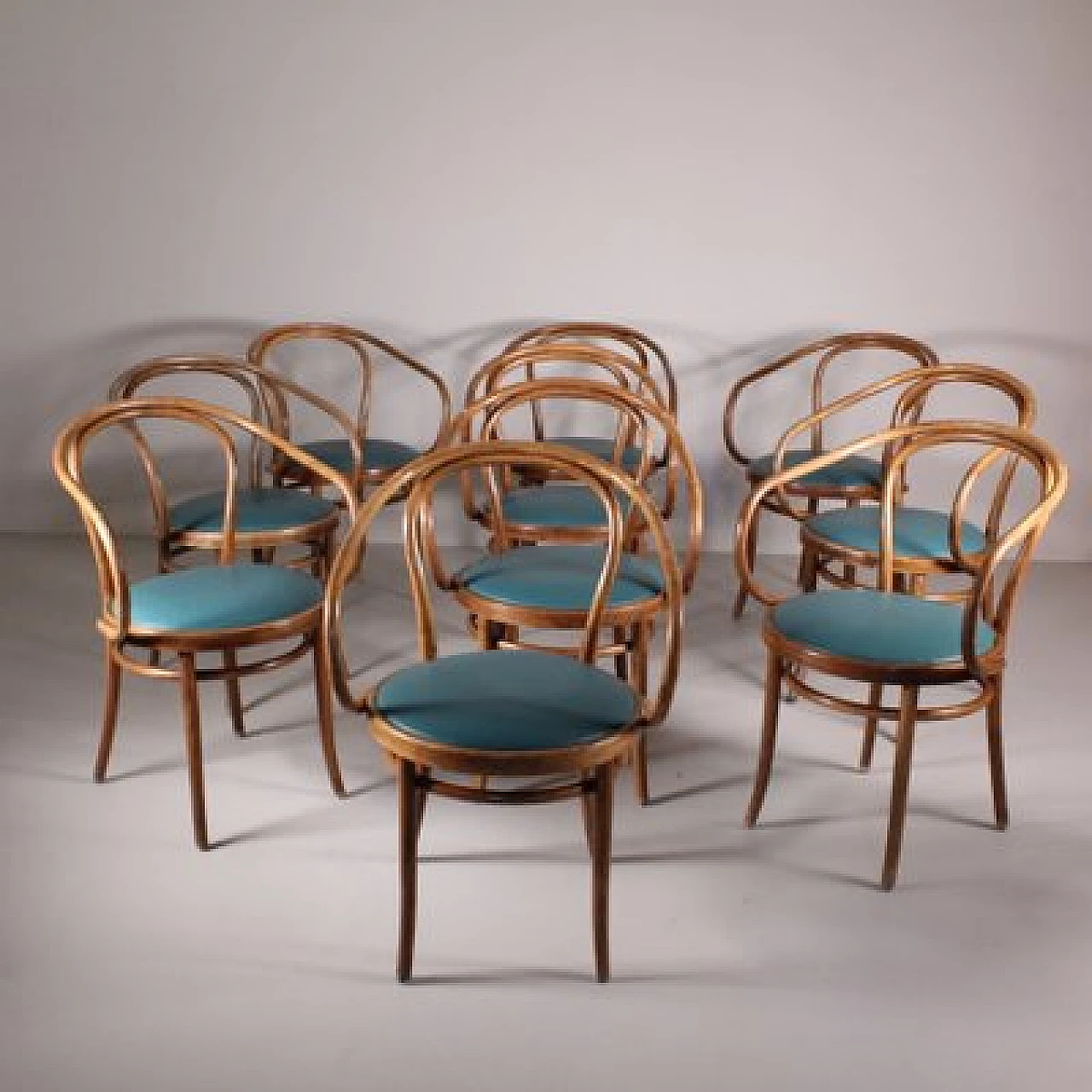 10 Wooden chairs by Thonet, 1930s 5