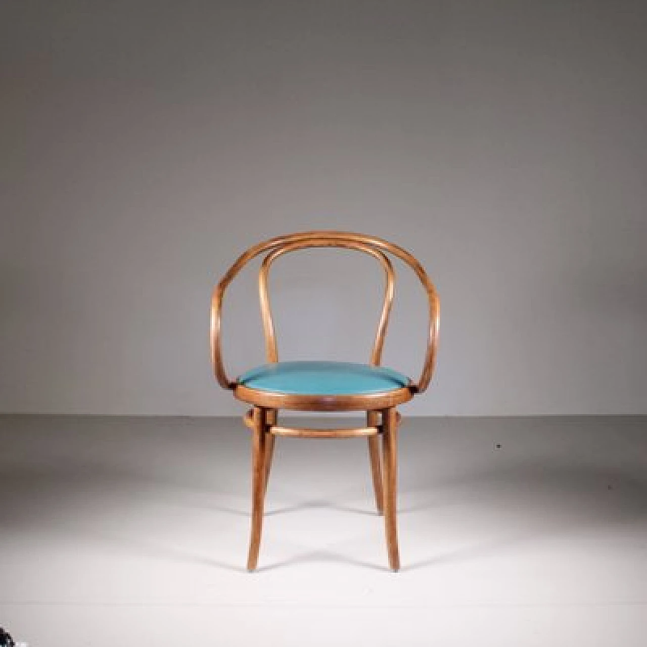 10 Wooden chairs by Thonet, 1930s 6