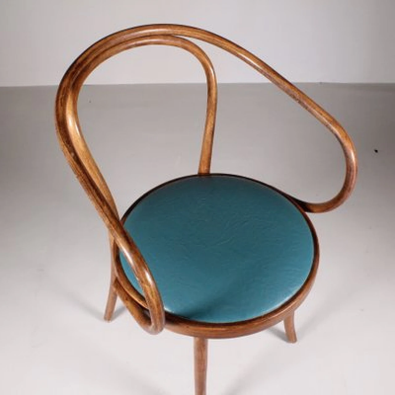 10 Wooden chairs by Thonet, 1930s 9