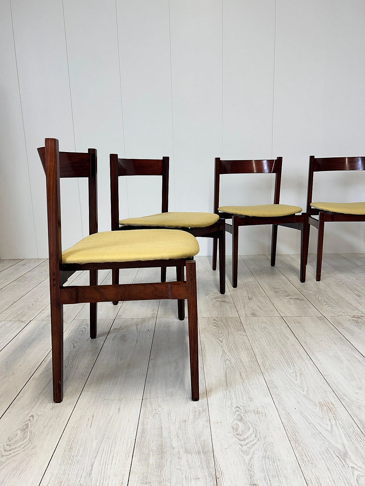 6 Chairs 104 by Gianfranco Frattini for Cassina, 1960s 5