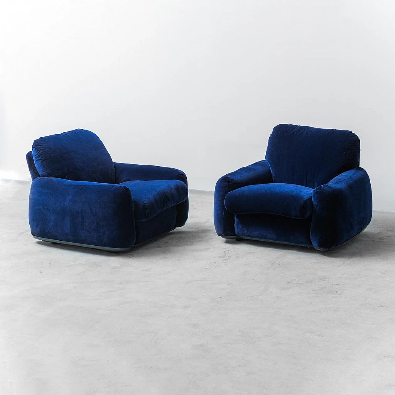 Pair of Piumotto armchairs by Arrigo Arrigoni for Busnelli, 1970s 1