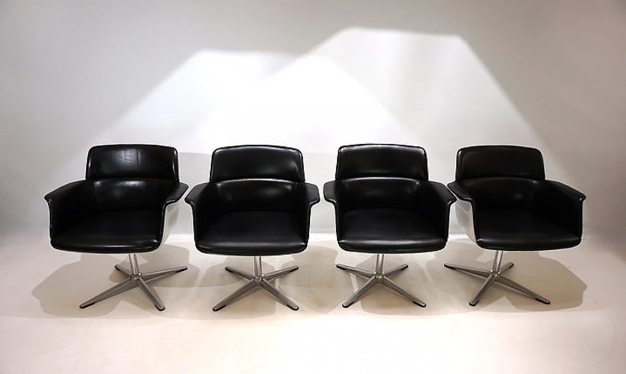 4 Chairs in leather & fiberglass by F. Kramer for Wilkhahn, 1970s 4