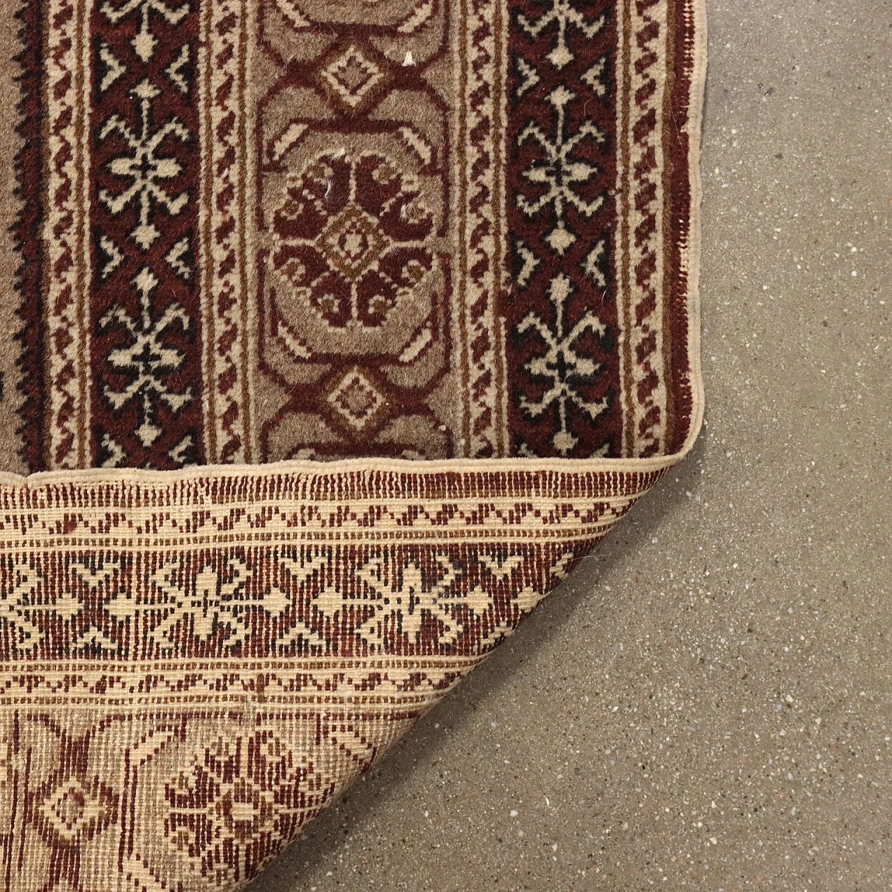 Brown & beige thin knot Kayseri rug in cotton and wool 7