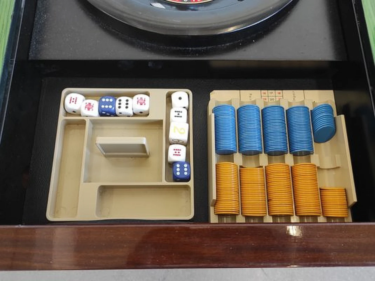 Wooden game table with 4 chairs and accessories, 1980s 11