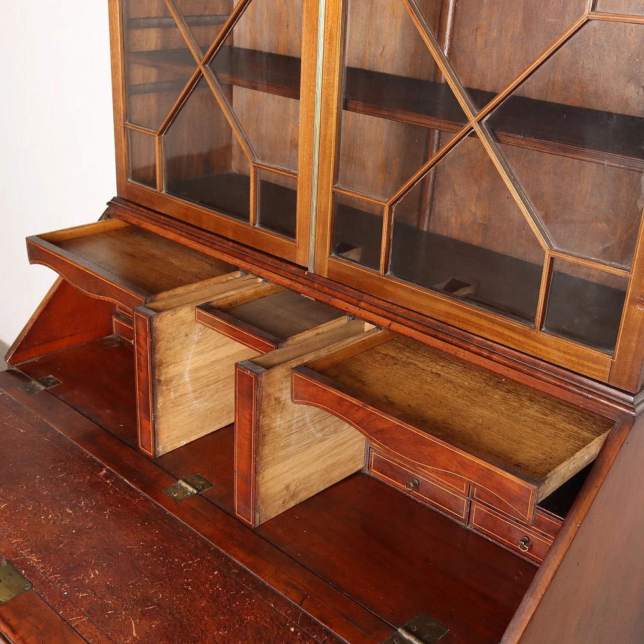 Flap desk with showcase in tinted maple & glass, 19th century 6