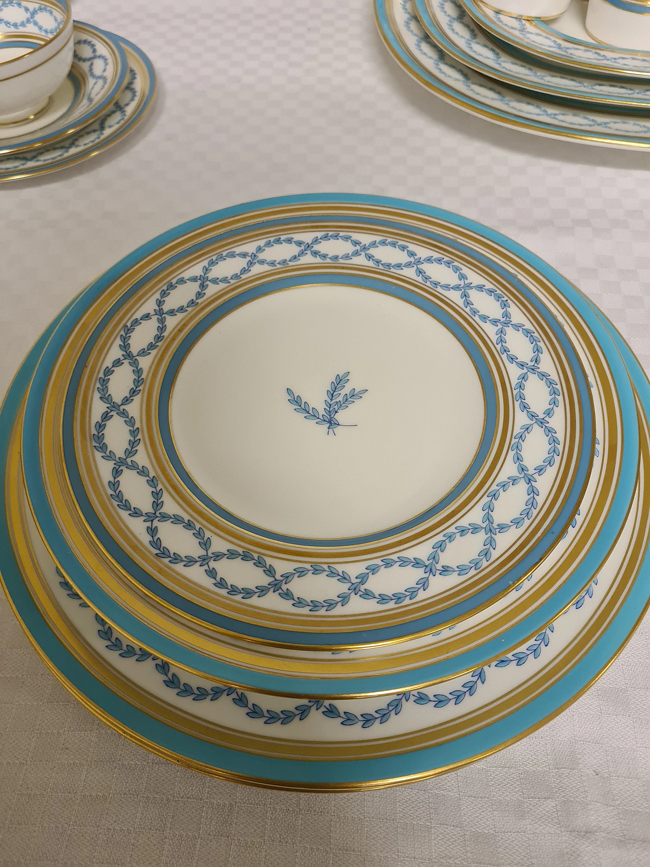 Antoniette Manufacture Minton tableware set, 1968 7