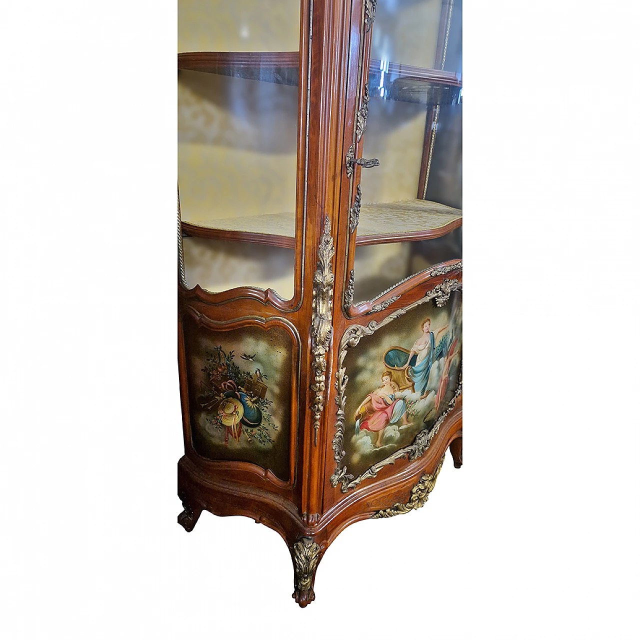 Louis XV style painted wood and bronze display cabinet 7