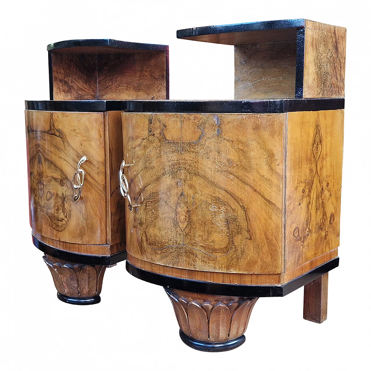 Pair of Art Deco bedside tables veneered in walnut briar, 1930s 4