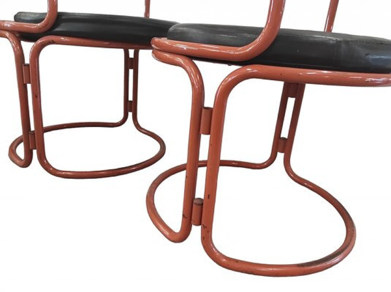 Pair of garden chairs in red metal by Gae Aulenti, 1960s 9