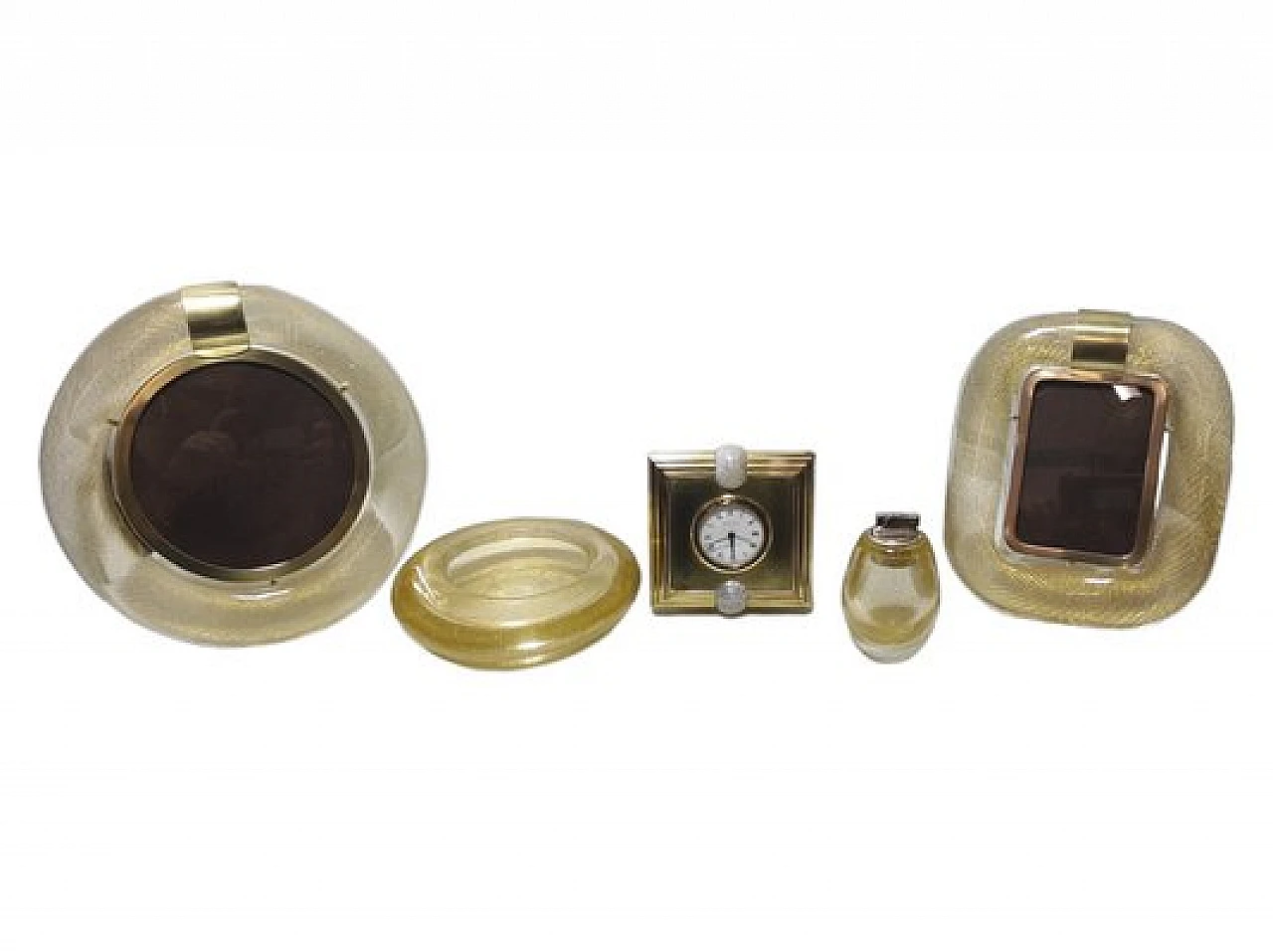 Portafoto, accendino, posacenere e orologio di T. Barbi, anni '60 1