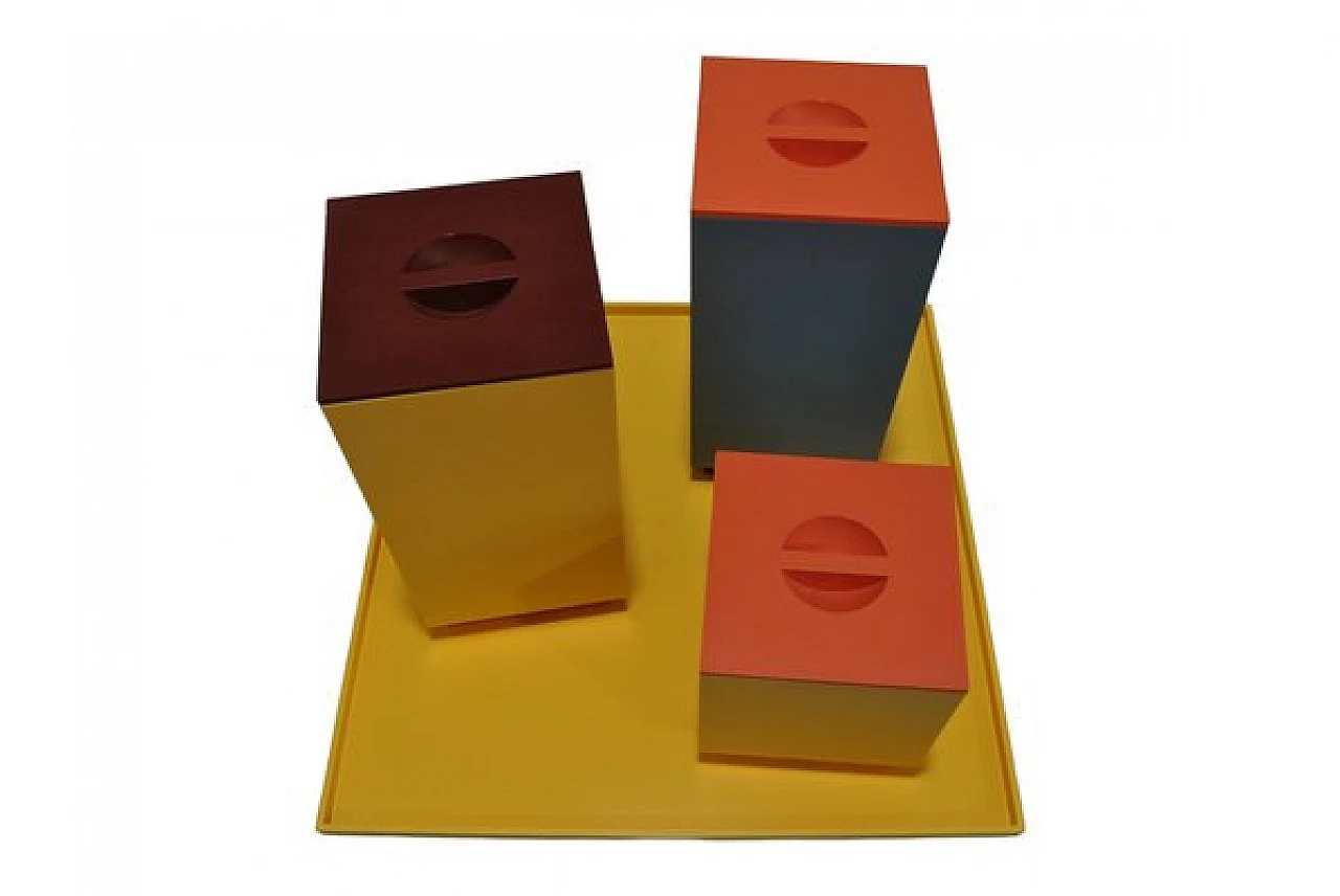 4 Containers and trays in plastic by Michael Graves for Alessi, 1990s 2