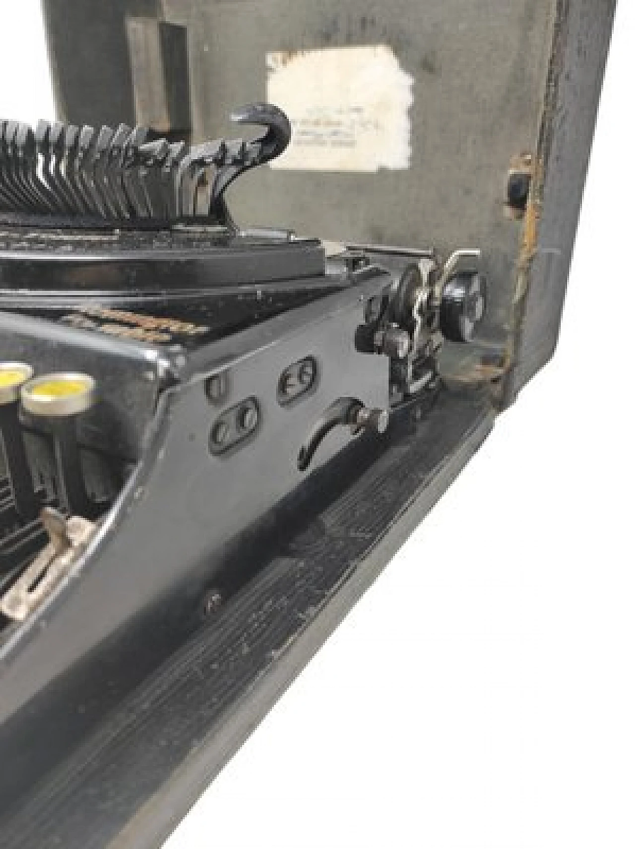 Portable typewriter in steel & metal by Remington, 1910s 10