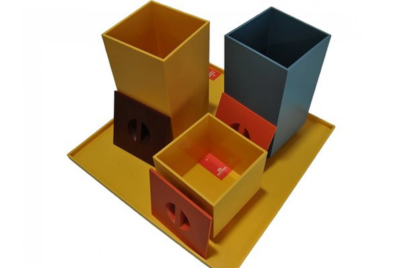 4 Containers and trays in plastic by Michael Graves for Alessi, 1990s 11