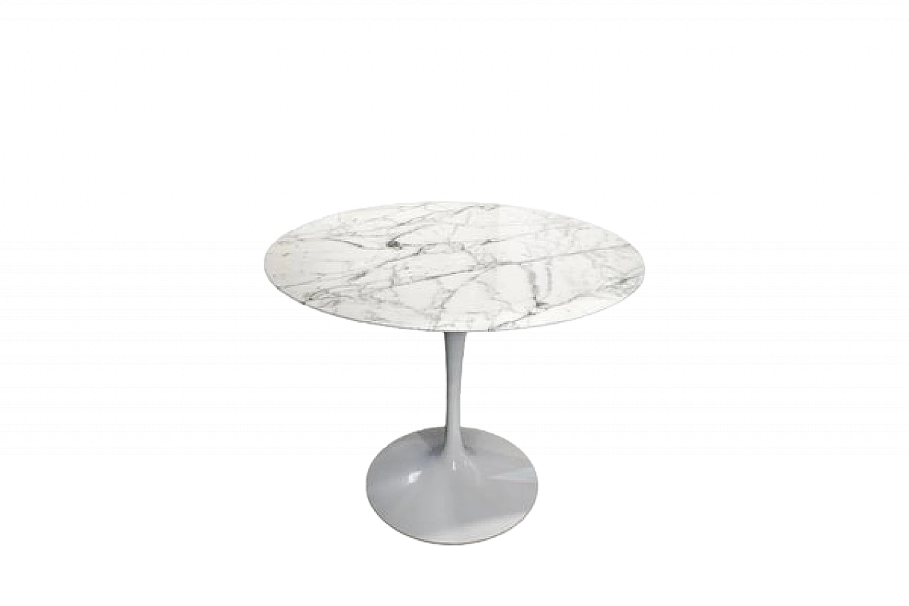 Tulip table by Eero Saarinen for Knoll International, 2007 7