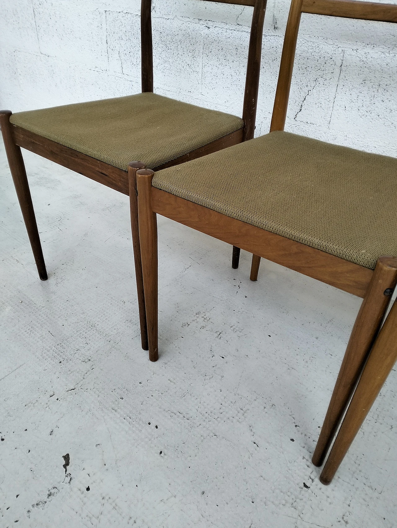 4 Chairs attributed to Gio Ponti for Reguitti, 1950s 13