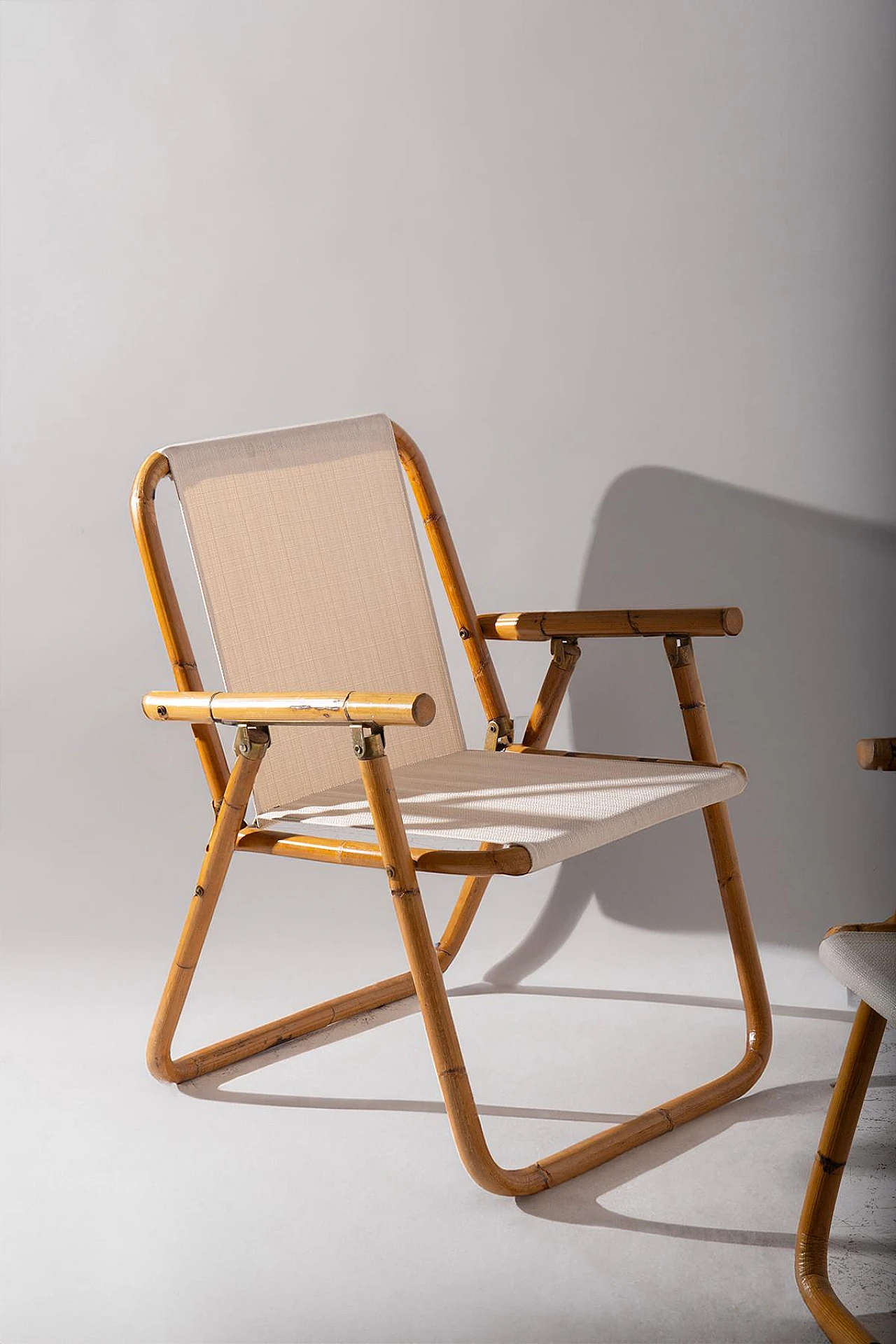 Pair of bamboo and jute folding chairs, 1950s 2