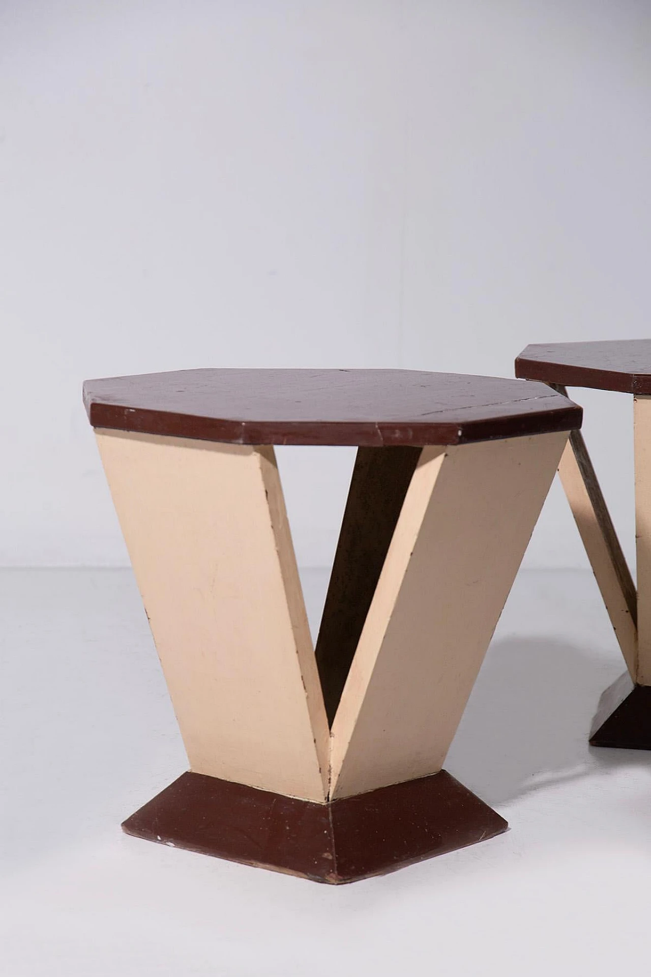 3 Tavolino futuristi in legno, anni '20 5