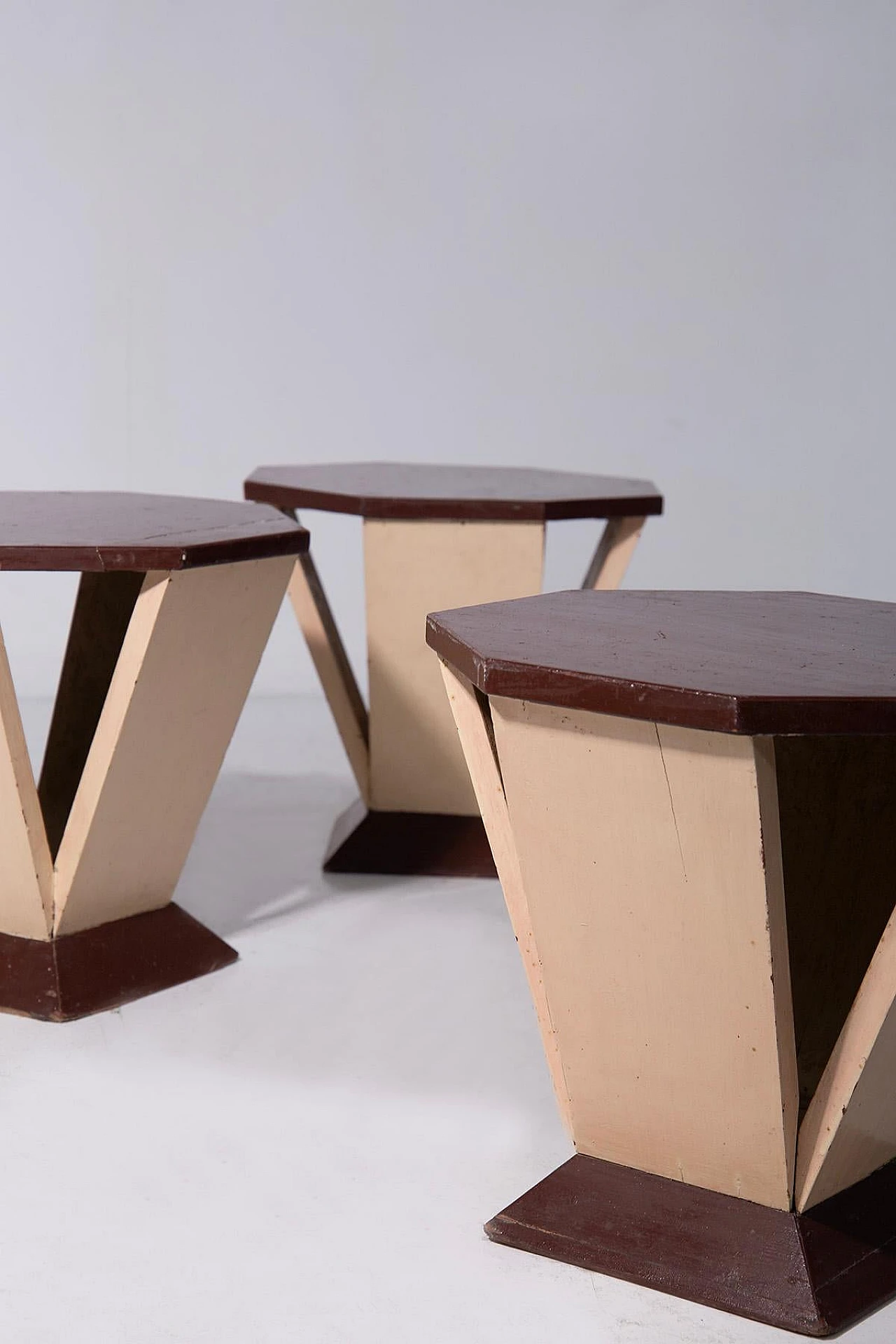3 Tavolino futuristi in legno, anni '20 6
