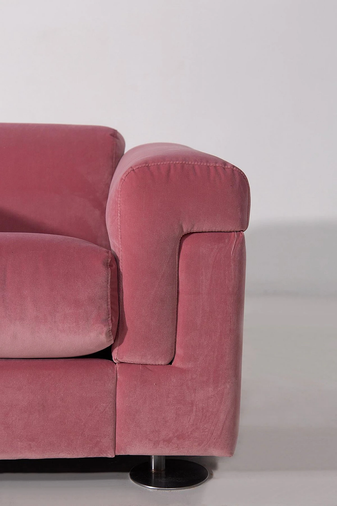 D120 armchair by Valeria Borsani & Alfredo Bonetti for Tecno, 1970s 3