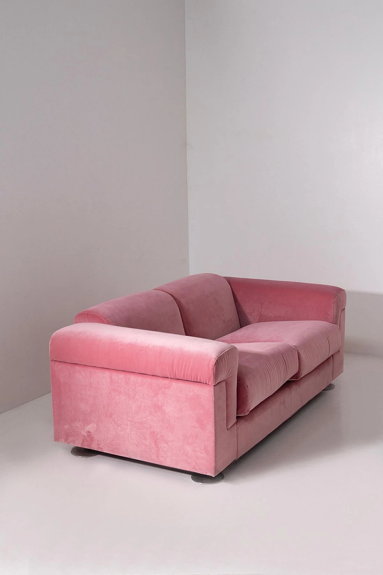 D120 sofa by Valeria Borsani & Alfredo Bonetti for Tecno, 1970s 5