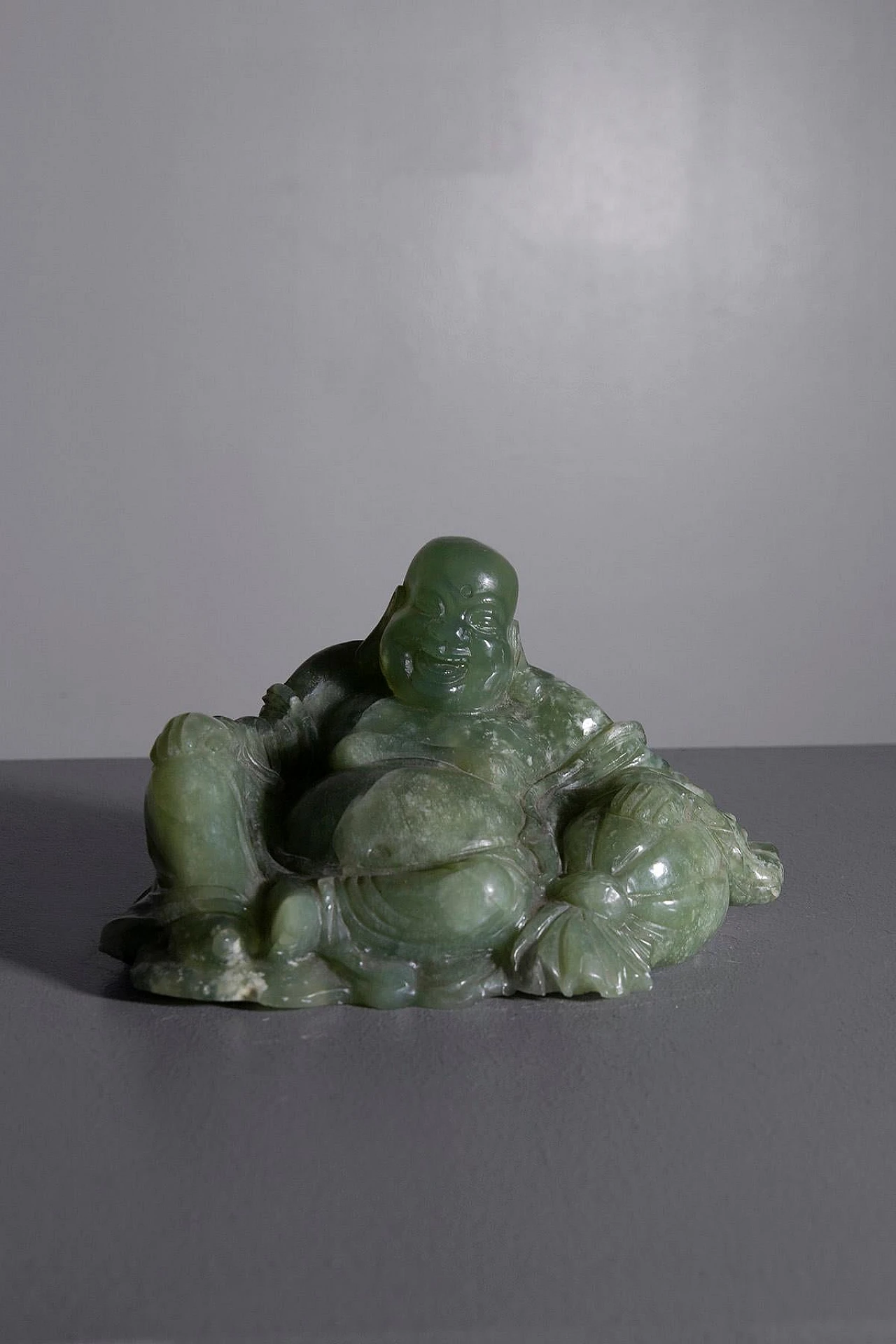 Buddha, scultura cinese in giada verde, anni '50 4